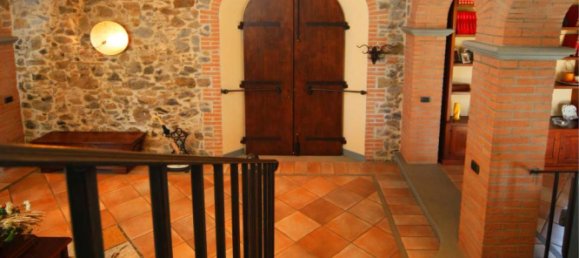 4 bedrooms Villa in Monsummano Terme, Italy No. 46991 37