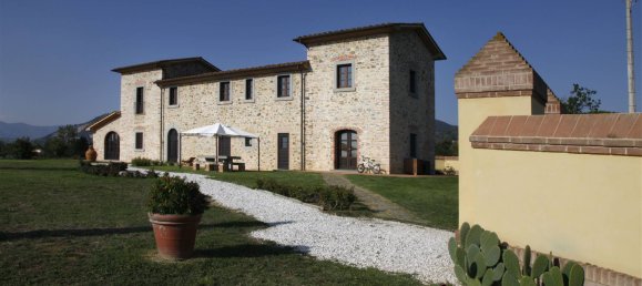 4 bedrooms Villa in Monsummano Terme, Italy No. 46991 16