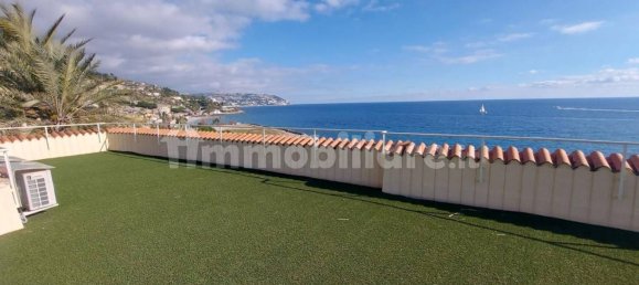 Квартира с 3 спальнями в Бордигера, Италия № 319256 20