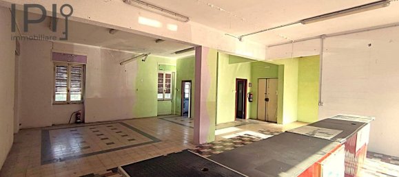 Gewerbliche Immobilie in Carcare, Italy 130m², Nr. 301916 7