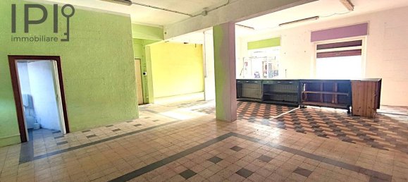 Gewerbliche Immobilie in Carcare, Italy 130m², Nr. 301916 3