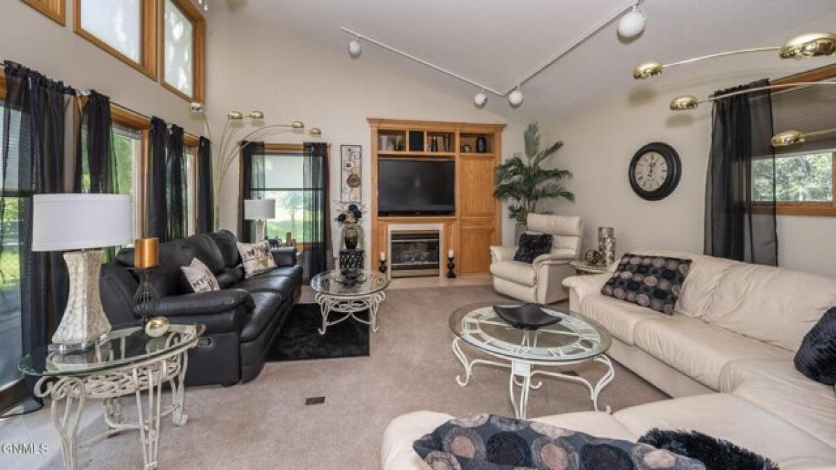 6 bedrooms House in Bismarck, USA No. 400986