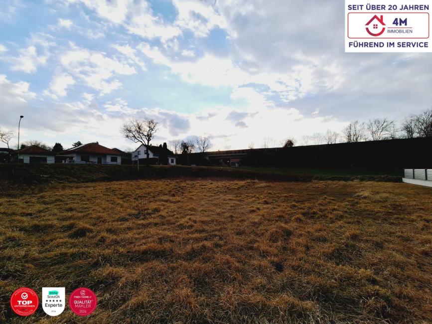  Land in Judenau-Baumgarten, Austria No. 213009