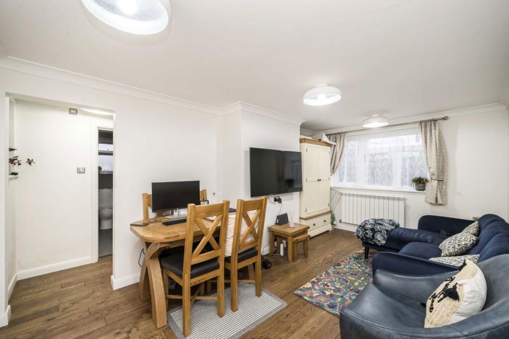1 bedroom Apartment in Ealing, United Kingdom No. 5809