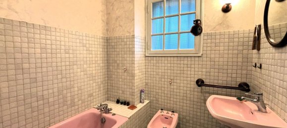 5 bedrooms House in Blaincourt-les-Precy, France No. 159240 8