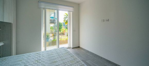 Вилла с 3 спальнями в Бернеццо, Италия № 287010 14