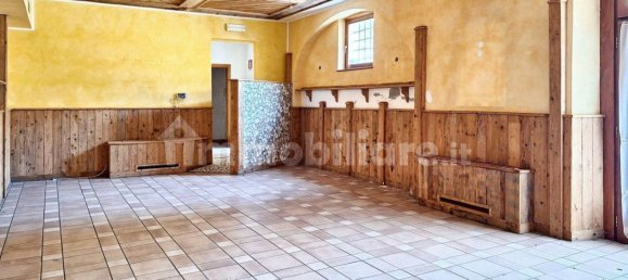 720m² Commercial property in Dolcè, Italy No. 326179 3