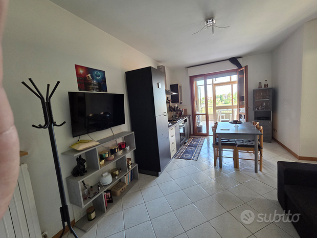 Квартира с 2 комнатами в Мартинсикуро, Италия № 267787