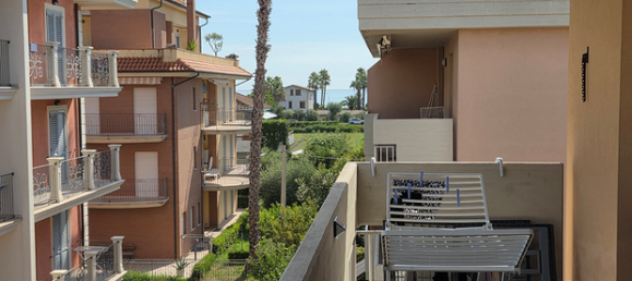 Квартира с 2 комнатами в Мартинсикуро, Италия № 267787 6