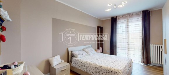 4 rooms Apartment in Rivoli, Italy No. 83154 5