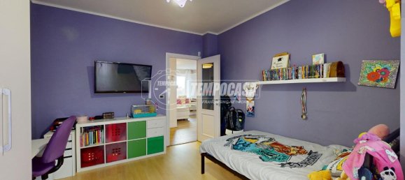 4 rooms Apartment in Rivoli, Italy No. 83154 28