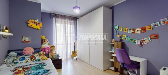 4 rooms Apartment in Rivoli, Italy No. 83154 6