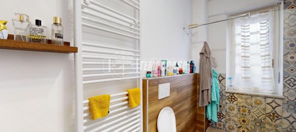 4 rooms Apartment in Rivoli, Italy No. 83154 29