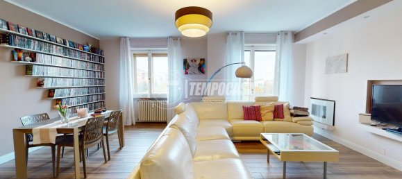 4 rooms Apartment in Rivoli, Italy No. 83154 10