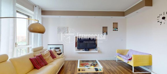 4 rooms Apartment in Rivoli, Italy No. 83154 24