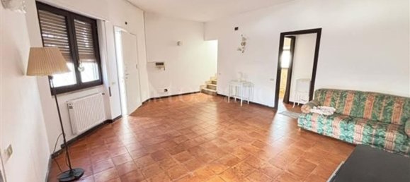 3 rooms Apartment in Rome, Italy No. 112511 10