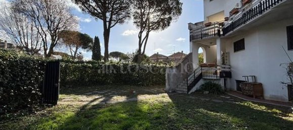 3 rooms Apartment in Rome, Italy No. 112511 4