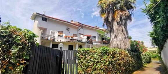 3 rooms Apartment in Rome, Italy No. 112511 8