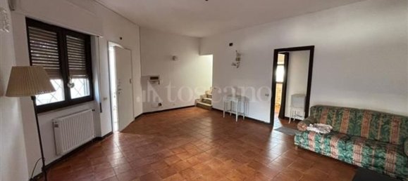 3 rooms Apartment in Rome, Italy No. 112511 9