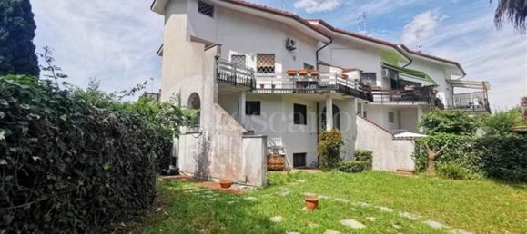 3 rooms Apartment in Rome, Italy No. 112511 5