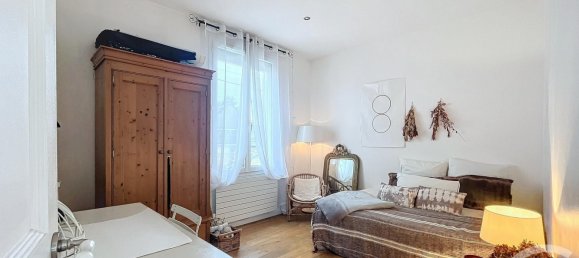 Casa de 3 dormitorios en Chartres, France No. 51998 11