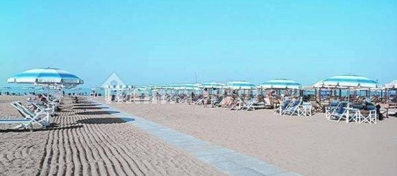 8 rooms House in Camaiore, Italy No. 40665 20