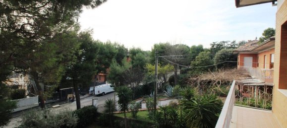 6 غرف نوم فيلا في Civitanova Marche, Italy رقم 351498 16