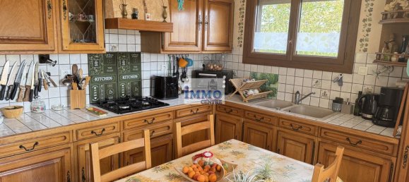 5 bedrooms House in Aveyron, France No. 338746 4