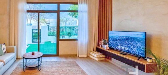 4 Schlafzimmer Stadthaus in Town Square, UAE, Nr. 30621 2