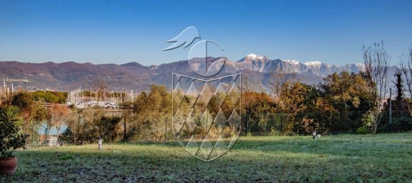 3 bedrooms Villa in Ameglia, Italy No. 90241 24