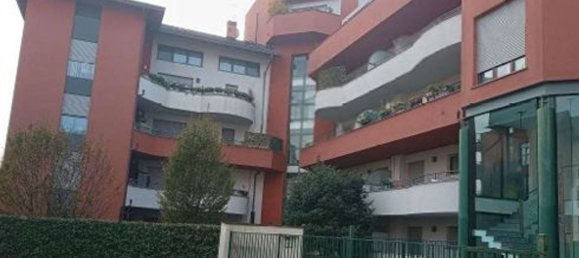 Apartamento de 2 habitaciónes en Legnano, Italy No. 295452 16