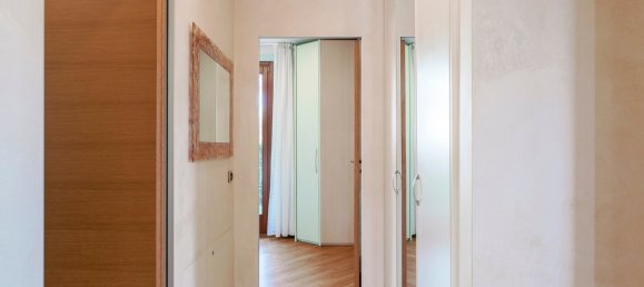 2 bedrooms Villa in Sarnico, Italy No. 270881 19