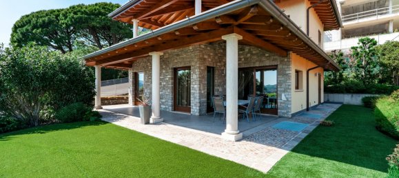 2 bedrooms Villa in Sarnico, Italy No. 270881 5