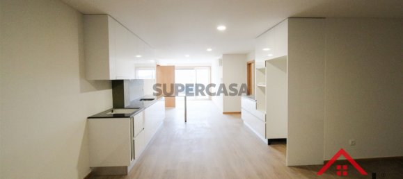 Propiedad comercial en Viseu, Portugal 110 m² No. 159128 9