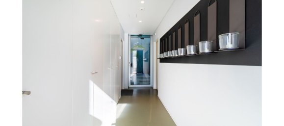 3 bedrooms Villa in Cascais, Portugal No. 173585 8