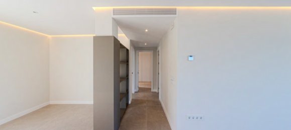 2 bedrooms Penthouse in Marbella, Spain No. 126517 11