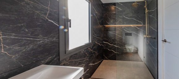 2 bedrooms Penthouse in Marbella, Spain No. 126517 16