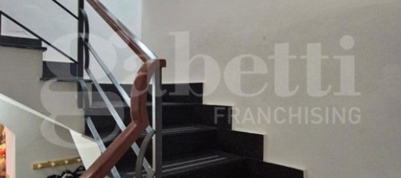 4 Schlafzimmer Wohnung in Torre Annunziata, Italy, Nr. 340055 17