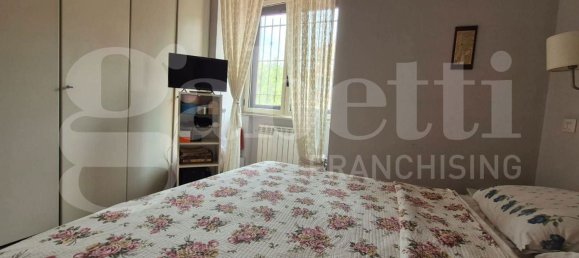 4 Schlafzimmer Wohnung in Torre Annunziata, Italy, Nr. 340055 16