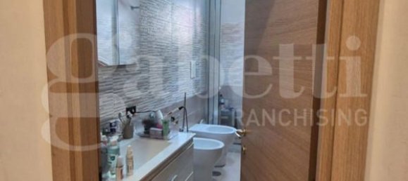 4 Schlafzimmer Wohnung in Torre Annunziata, Italy, Nr. 340055 5