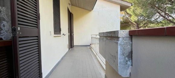 Apartamento de 3 divisões em Rosignano Marittimo, Italy N.º 49221 3
