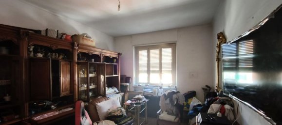 3 rooms Apartment in Turin, Italy No. 277343 4