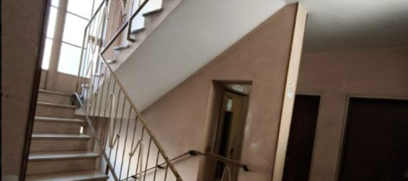 3 rooms Apartment in Turin, Italy No. 277343 3