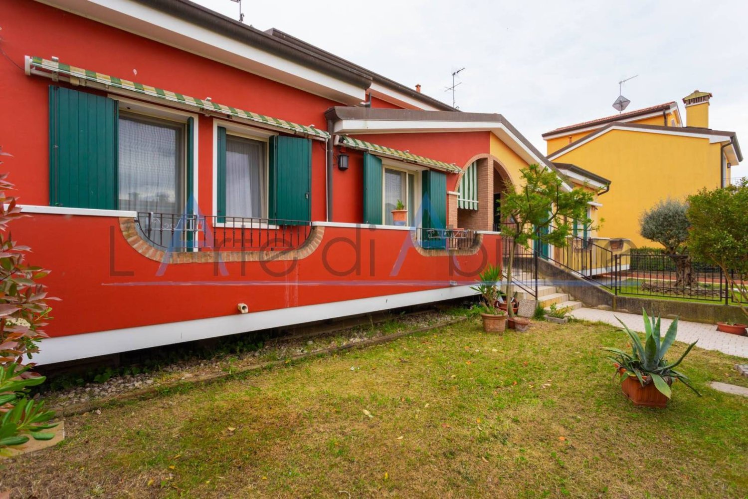 4 bedrooms Villa in Chioggia, Italy No. 60331