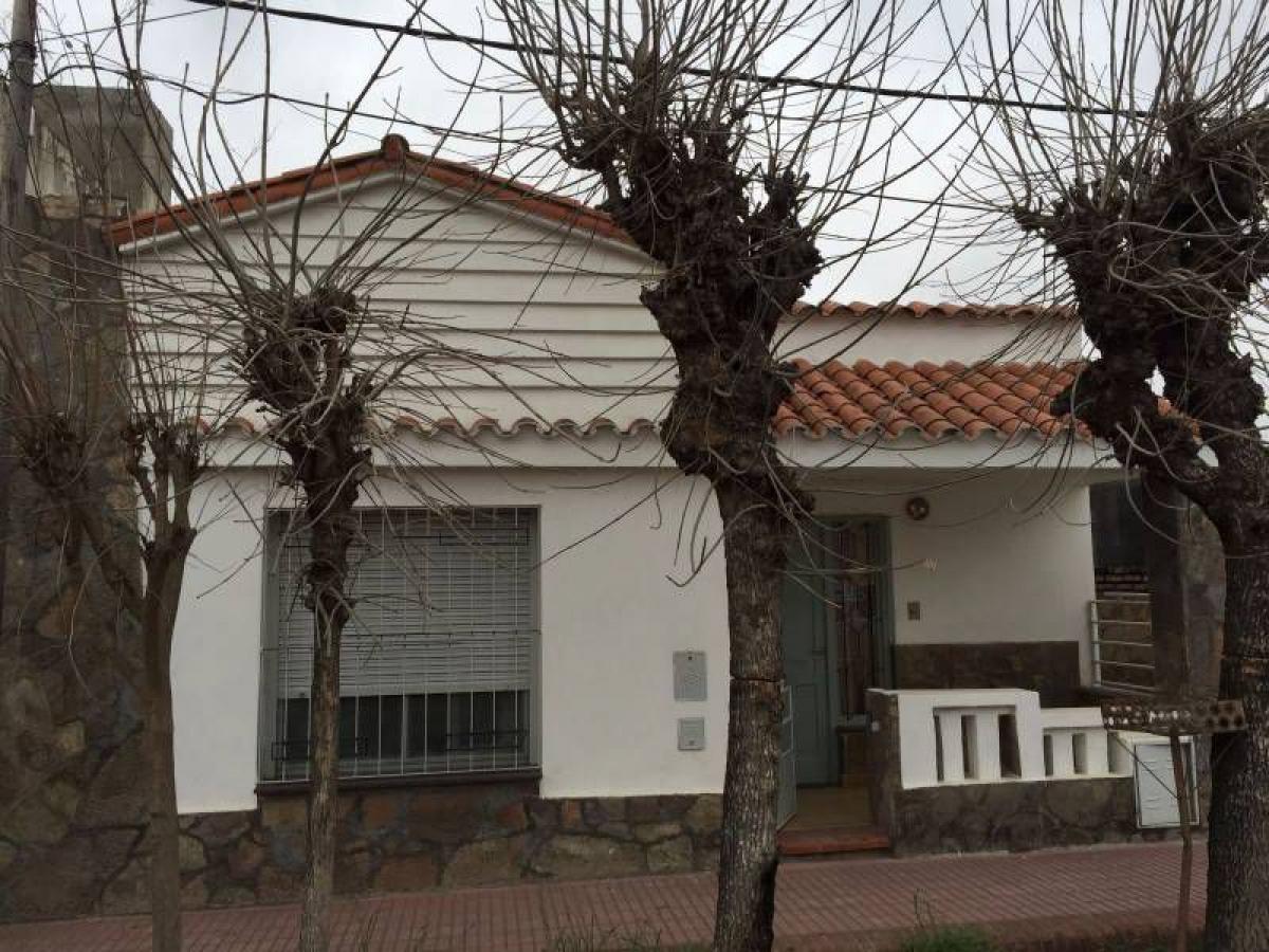 Casa de 2 dormitorios en Santa Fe, Argentina No. 57694