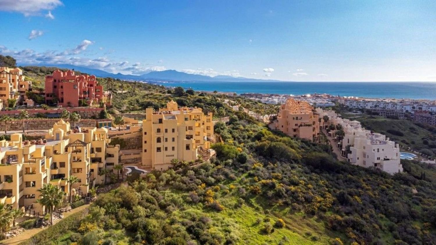 2 Schlafzimmer Wohnung in San Luis de Sabinillas, Spain, Nr. 66233