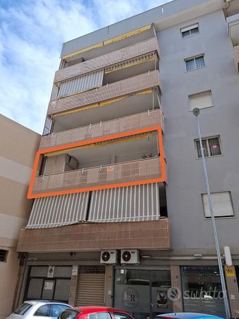 3-salle Appartement à Barletta, Italy No. 276875