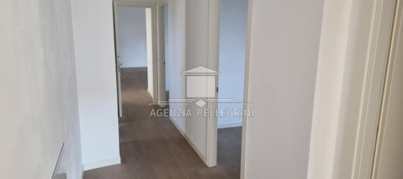 4 rooms Apartment in Vicenza, Italy No. 229345 10
