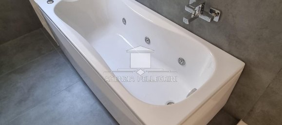 4 rooms Apartment in Vicenza, Italy No. 229345 6