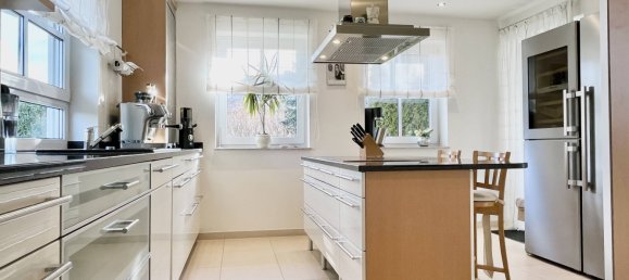 5 rooms Villa in Zollernalbkreis, Germany No. 30658 7